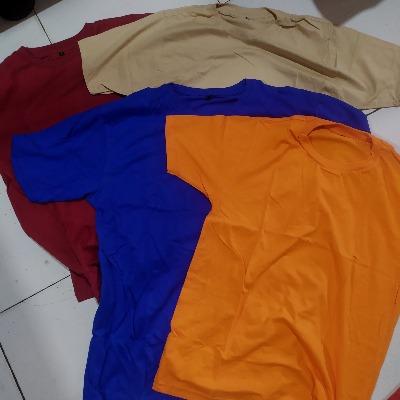 Kaos Polos uk S-XL