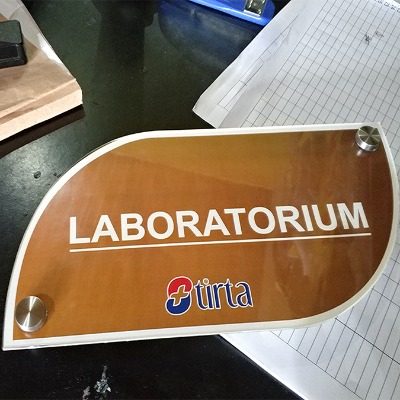 Sign Acrylic 3 mm 1 sisi