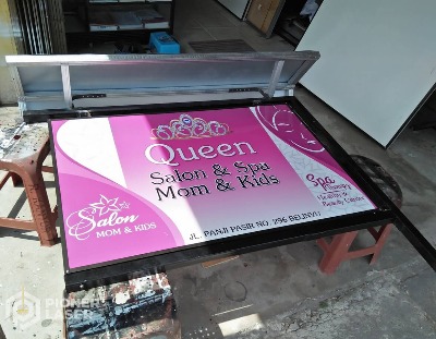 Plang Papan Nama Stiker