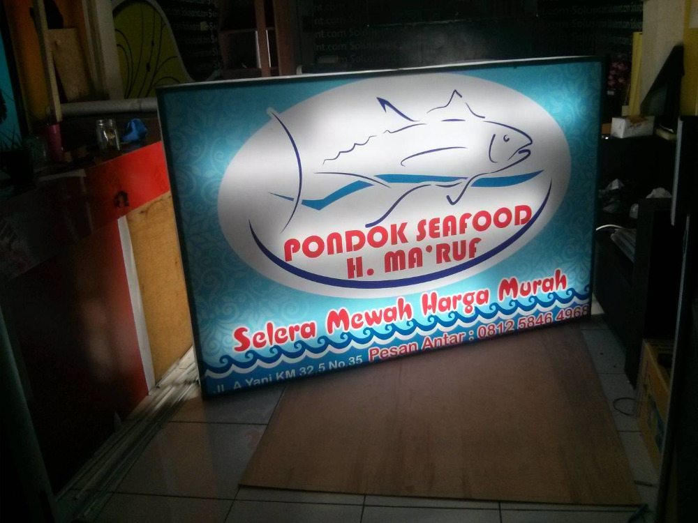 Jadikan Bisnis Anda Sebagai Pusat Perhatian Dengan NEON BOX 