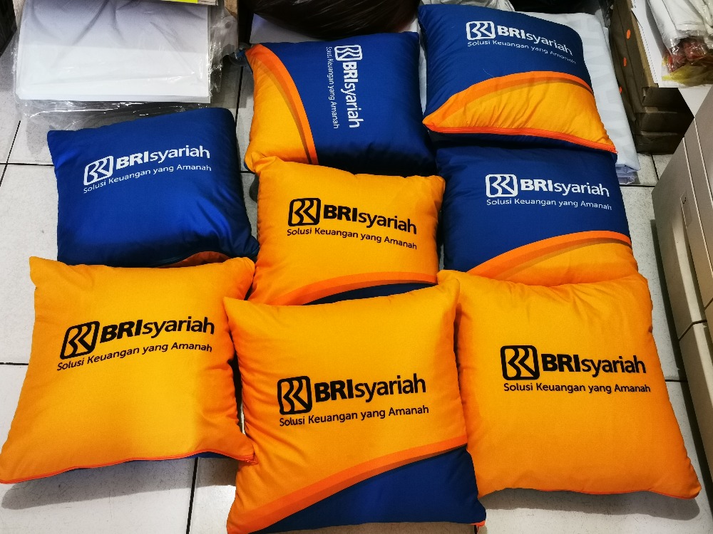 Bantal Kain Keren untuk dekorasi anda