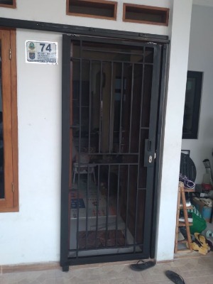 pintu dobelan